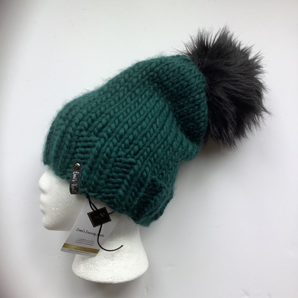 EAGLES - Handknit Philadelphia Eagles hats - many varieties to choose from! - Picture 5 of 7